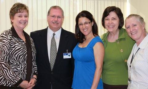 Dr. Tanya Stewart donates Regence Foundation Sojourns Award's grant to Adventist Health Hospice